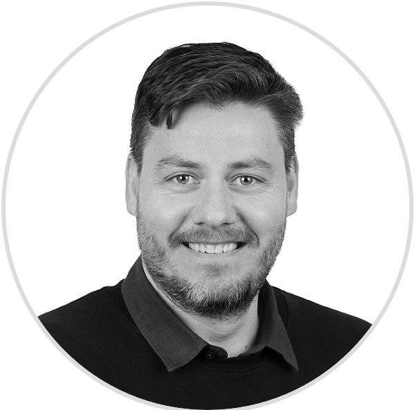 staff_headshot_Rob